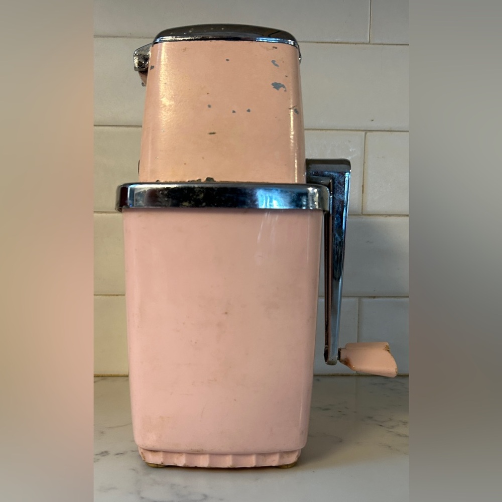 Vintage Swing-A-Way Ice Crusher Mid Century Pink Countertop Hand Crank 1950’s